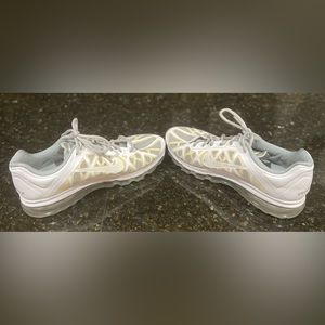 Women’s Nike Air Max+ 2011 Summit white style 429890-110 size 9.5